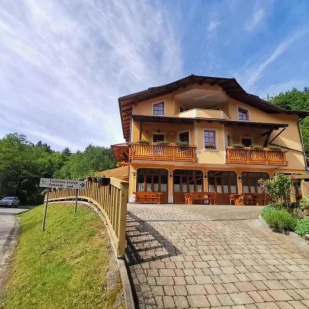 Vakantieboerderij Farm Peternelj