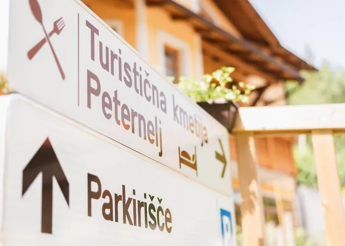 Bauernhof Farm Peternelj